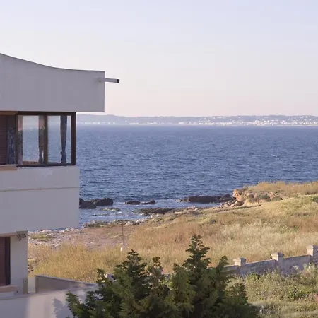 Madre Natura - Seafront & Luxury Design House *
